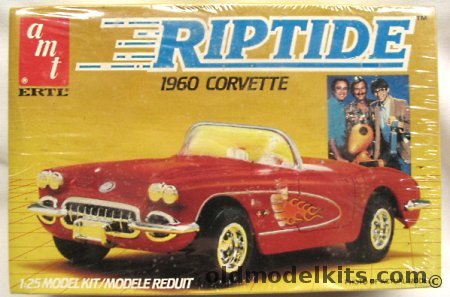AMT 1/25 Chevrolet 1960 Corvette Riptide, 6621 plastic model kit